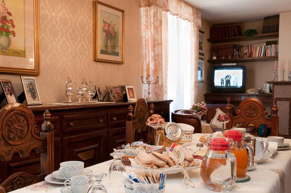 Bed&Breakfast Chiara Ольбия Экстерьер фото